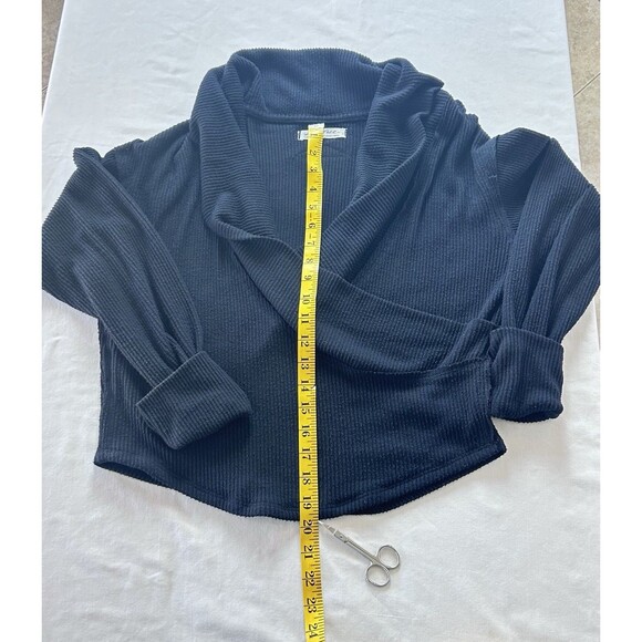 We The Free Womens Medium Long Sleeve TurtleNeck Wrap‎ Black Sweater - Picture 2 of 8